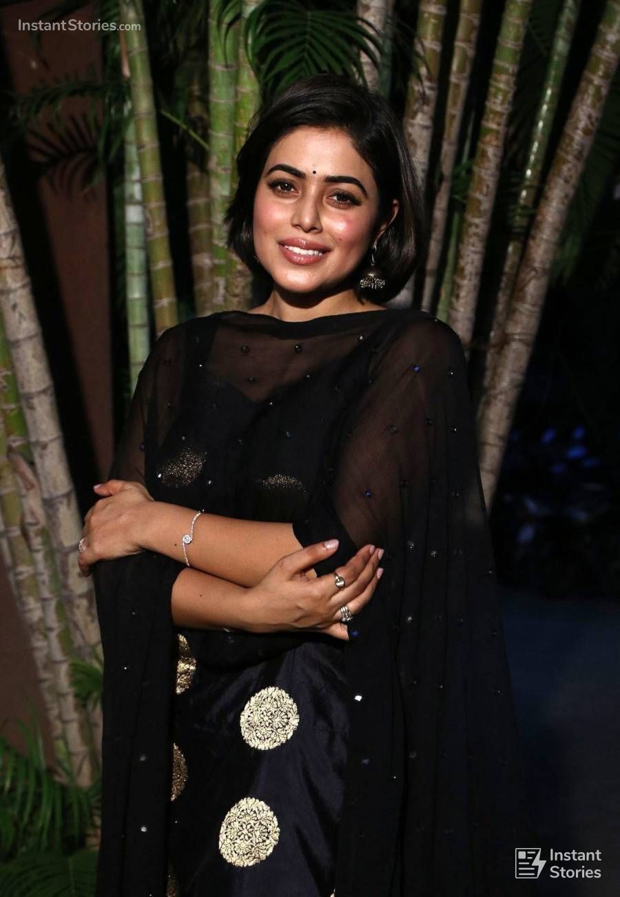 Shamna Kasim (Poorna) Hot HD Photos from Blue Whale Tamil Movie Launch (5824) - Shamna Kasim (Poorna)